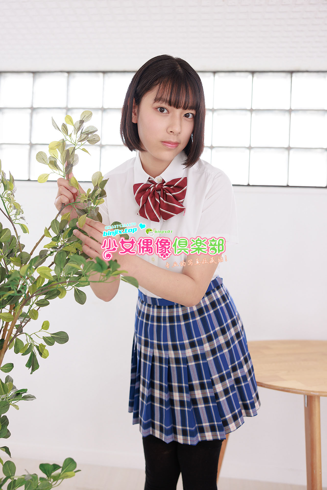 p_eyu9_01_007.jpg