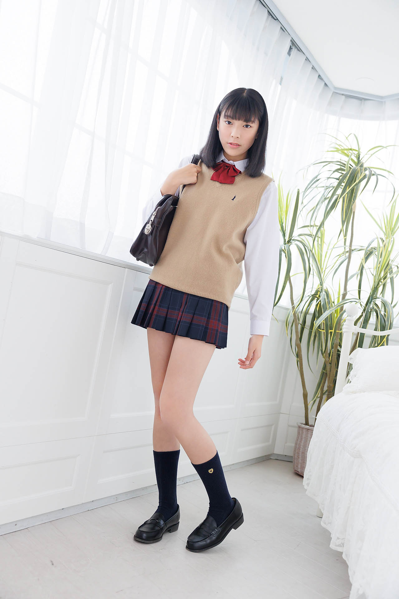 p_eyu_01_004.jpg