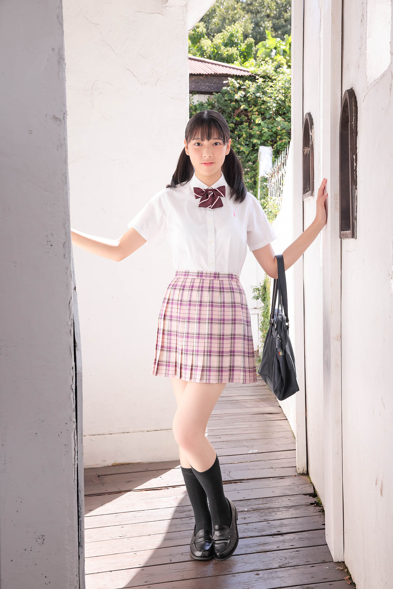 p_eyu5_01_012.jpg