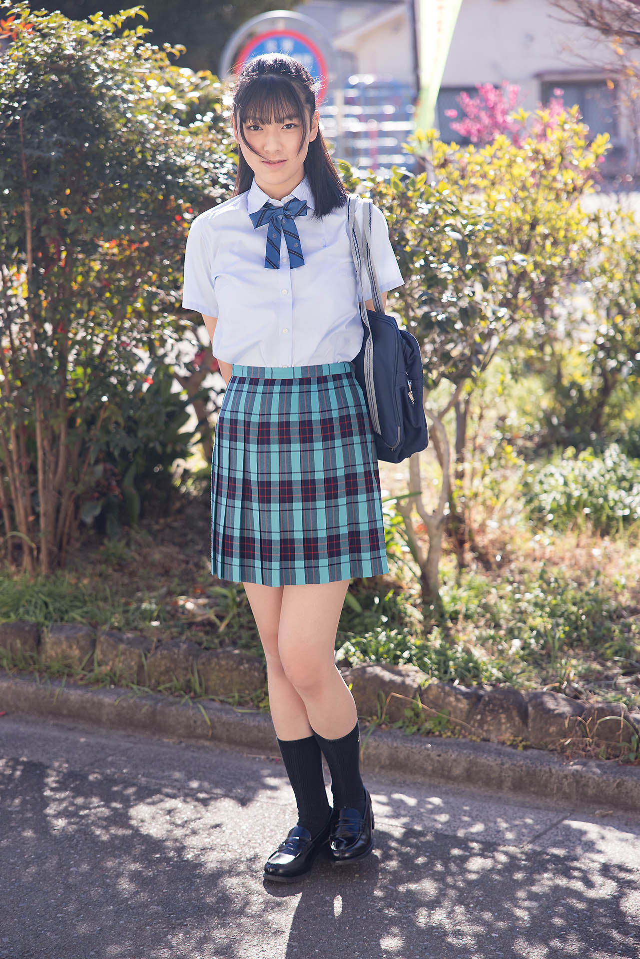 p_eyu7_01_001.jpg