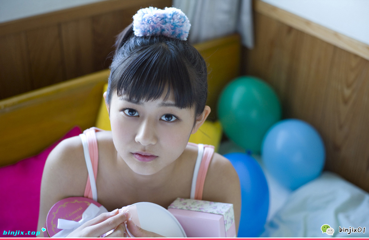 Ayaka Wada  -  和田彩花.jpg