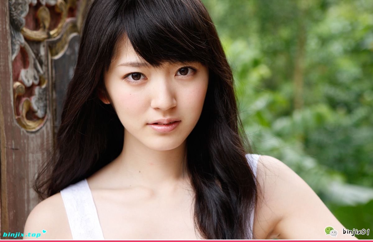 Airi Suzuki - 鈴木愛理.jpg